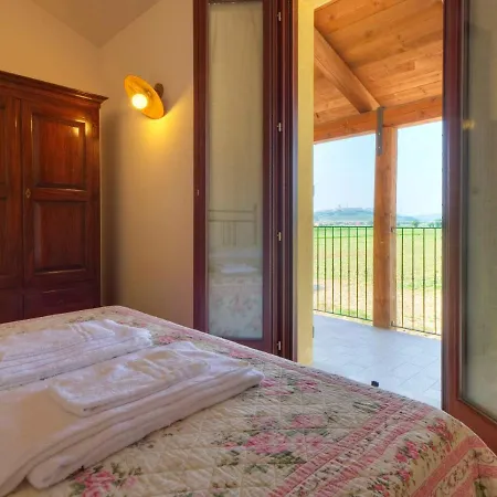 Casale Del Conero Apart Otel 3*