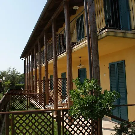 Casale Del Conero Aparthotel 3*
