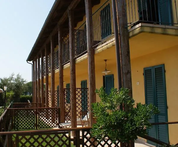 Casale Del Conero Ξενοδοχείο με διαμερίσματα 3*